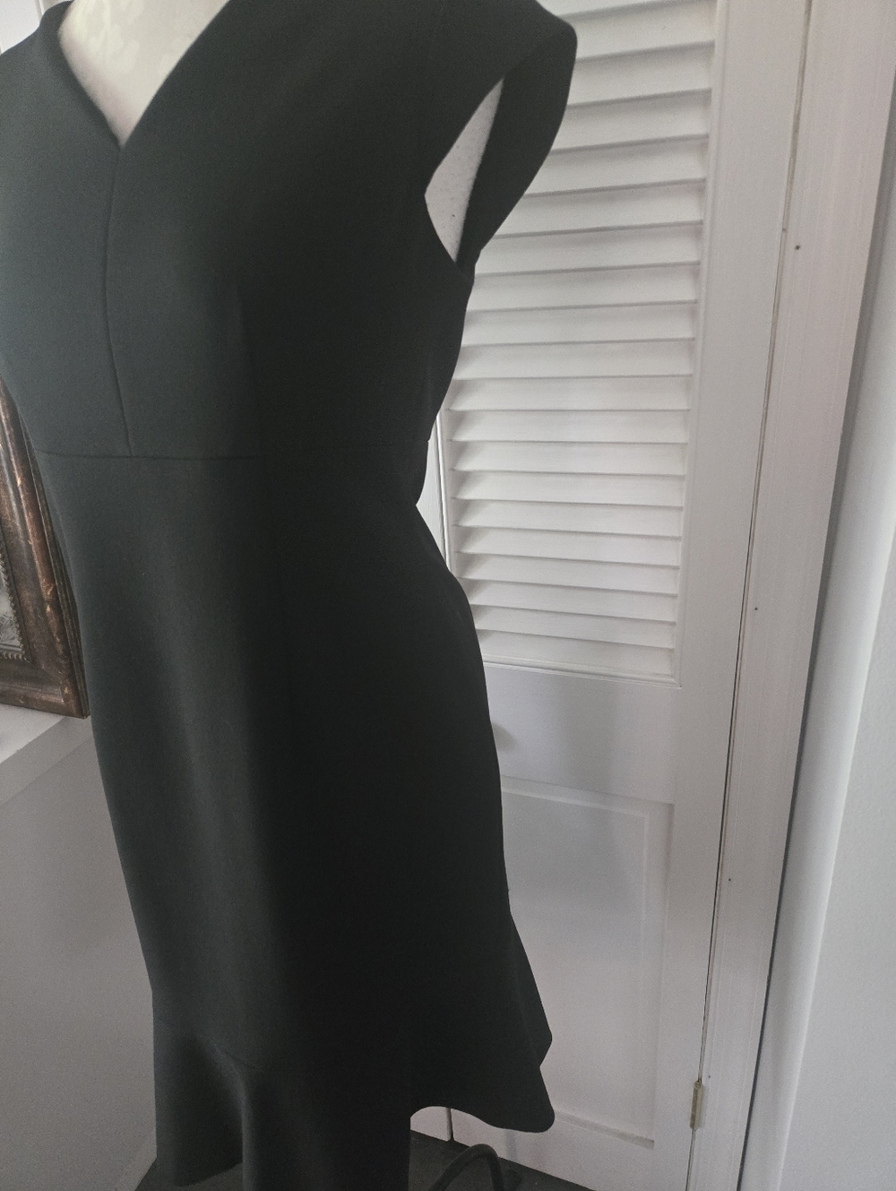 Kasper Black Ruffle Hem Sheath Midi Dress Zip Back - Picture 4 of 9